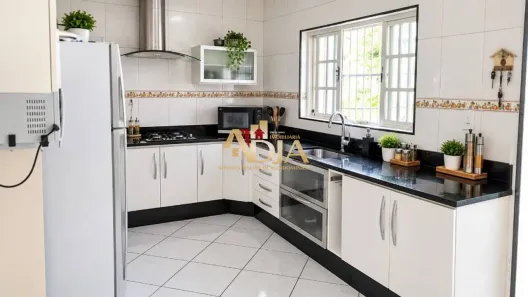 Casa com 3 Quartos à venda, 300m² no Centro Alto, Ribeirão Pires