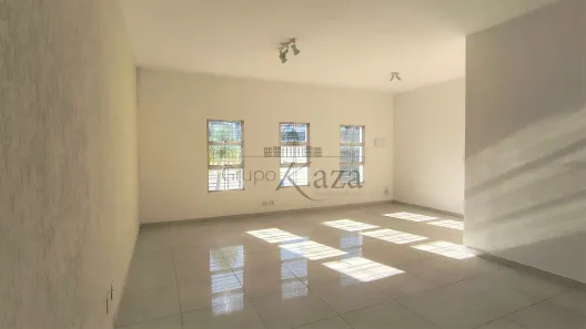 Casa com 4 Quartos à venda, 161m² no Jardim Liberdade, Jacareí