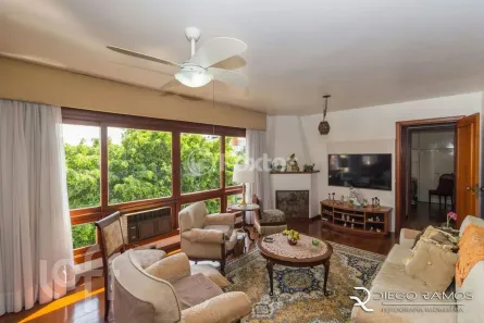 Apartamento com 3 Quartos à venda, 130m² no Mont Serrat, Porto Alegre