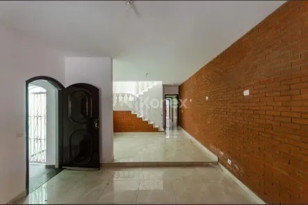 Sobrado com 3 Quartos para alugar, 300m² no Conjunto Residencial Vista Verde, São Paulo