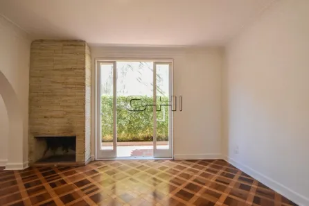 Casa com 3 Quartos para alugar, 250m² no Jardim Europa, São Paulo