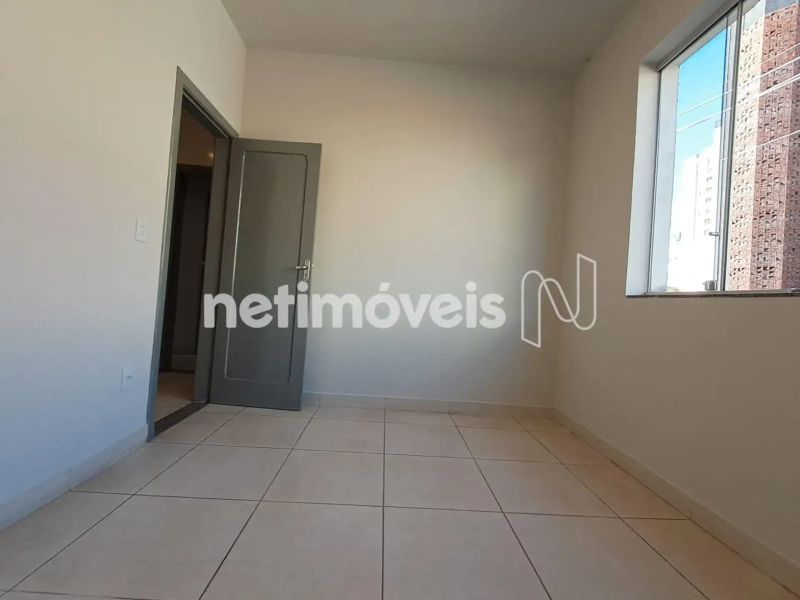 Apartamento com 3 quartos — Serra, Belo Horizonte