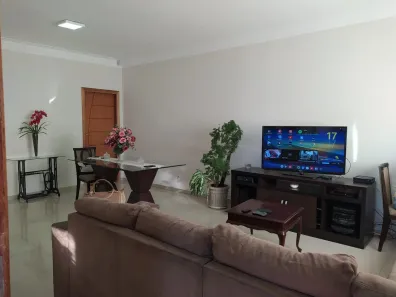 Casa com 3 Quartos à venda, 250m² no Jardim Cândido Bertini II, Santa Bárbara D'Oeste