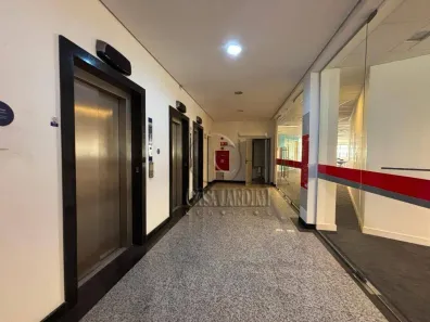 Sala Comercial para alugar, 760m² no Alphaville Industrial, Barueri