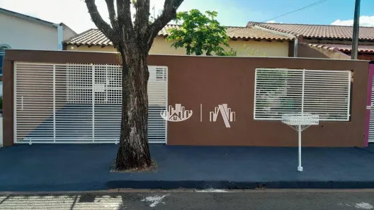 Casa com 3 Quartos à venda, 106m² no Eucaliptos, Londrina