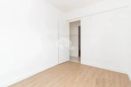 Apartamento com 3 Quartos à venda, 75m² no Jardim Carvalho, Porto Alegre