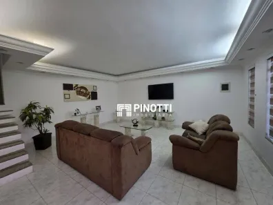 Sobrado com 3 Quartos para venda ou aluguel, 209m² no Dos Casa, São Bernardo do Campo