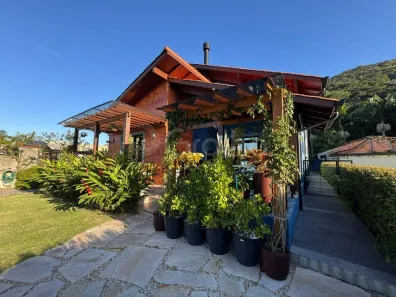 Casa com 5 Quartos à venda, 242m² no Pântano do Sul, Florianópolis