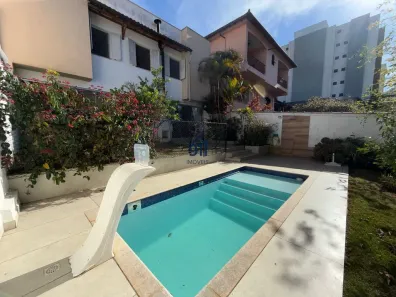 Casa com 4 Quartos à venda, 340m² no Teixeiras, Juiz de Fora