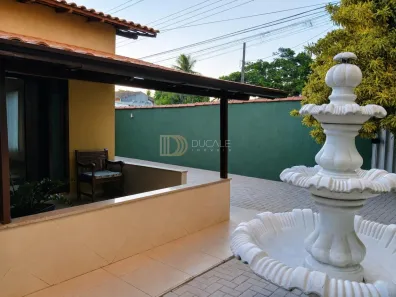 Casa com 4 Quartos à venda, 720m² no São Francisco, Serra