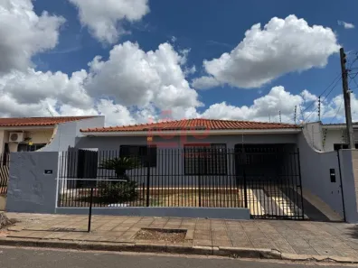 Casa com 4 Quartos à venda, 178m² no Jardim Lucianópolis, Maringá