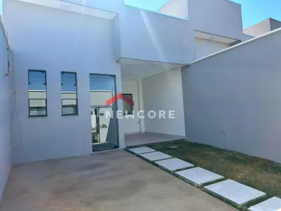 Casa com 3 Quartos à venda, 88m² no Jardim Holanda, Uberlândia