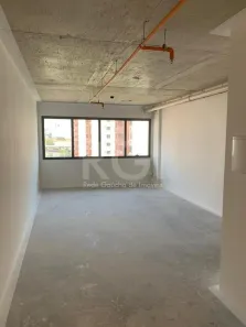 Sala Comercial para alugar, 78m² no Passo da Areia, Porto Alegre
