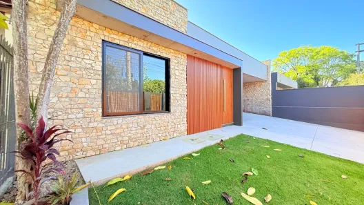 Casa com 3 Quartos à venda, 235m² no Vila Assunção, Porto Alegre