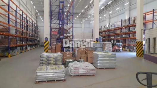 Galpão/Depósito/Armazém para alugar, 913m² no Jardim Paulista, Taubaté