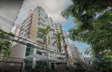 Apartamento com 2 Quartos para alugar, 70m² no Centro, Florianópolis
