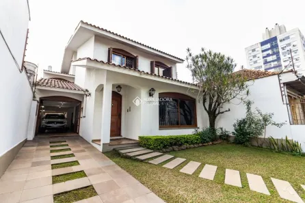 Sobrado com 6 Quartos à venda, 316m² no Santo Antônio, Porto Alegre