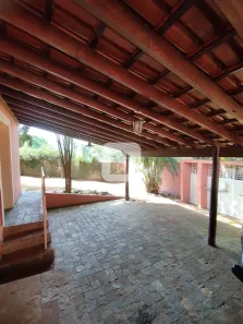 Imóvel Comercial com 4 Quartos para alugar, 440m² no Cidade Jardim, Uberlândia