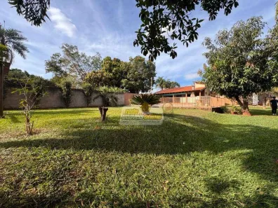 Fazenda/Sítio com 3 Quartos à venda, 320m² no Chácaras Mariitas, Uberaba