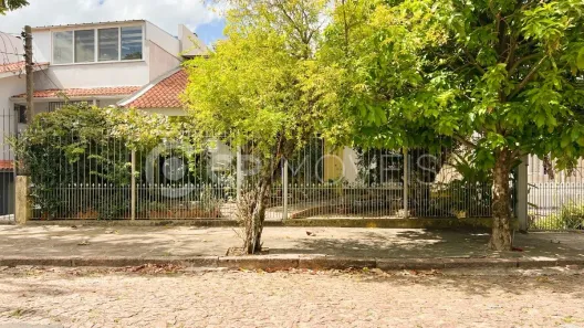 Casa com 3 Quartos à venda, 237m² no Vila Ipiranga, Porto Alegre