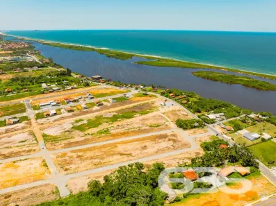 Lote/Terreno à venda, 240m² no Barra do Itapocu, Araquari