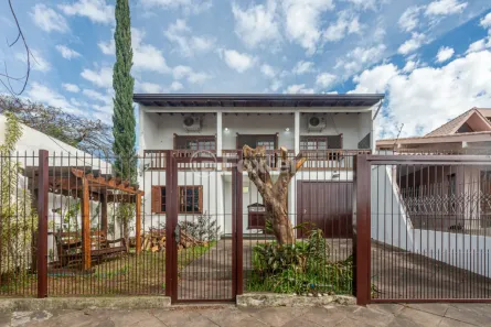 Casa com 3 Quartos à venda, 240m² no Partenon, Porto Alegre