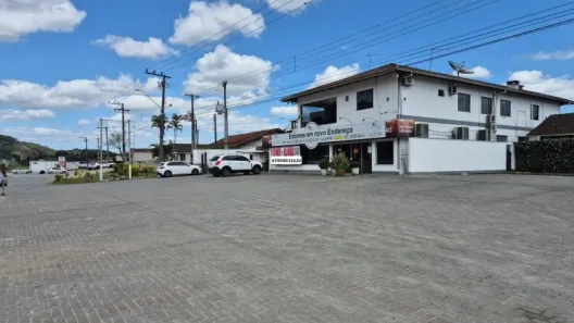 Sala Comercial com 3 Quartos à venda, 810m² no Belchior Baixo, Gaspar