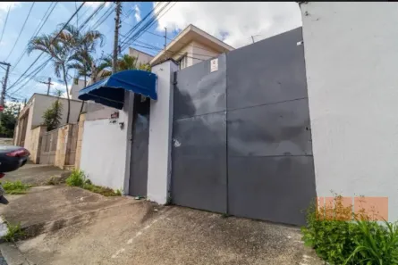 Casa com 6 Quartos para alugar, 200m² no Jardim Avelino, São Paulo