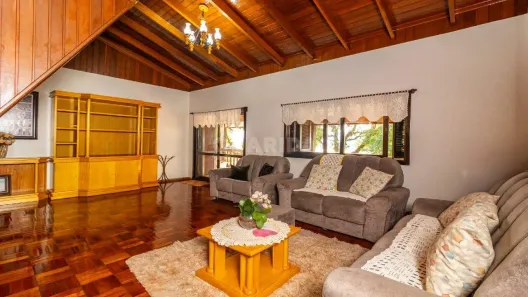 Casa com 4 Quartos para alugar, 270m² no Morro Santana, Porto Alegre