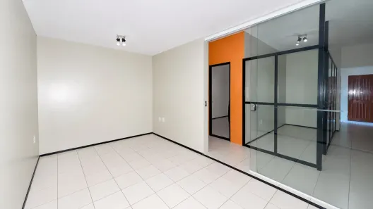 Ponto Comercial para alugar, 90m² no Dionisio Torres, Fortaleza