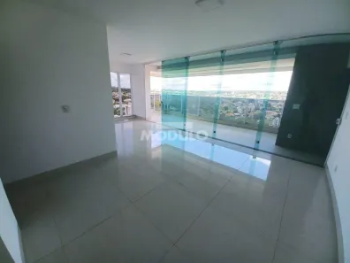 Apartamento com 3 Quartos para alugar, 145m² no Tubalina, Uberlândia