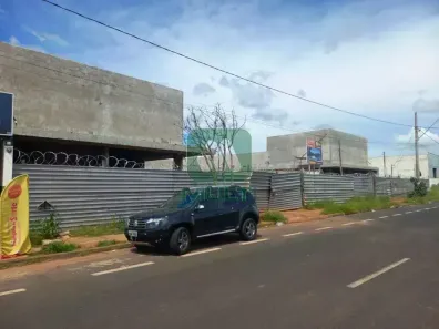 Ponto Comercial com 1 Quarto para alugar, 81m² no Shopping Park, Uberlândia