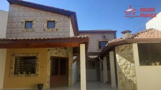 Casa com 3 Quartos à venda, 230m² no Parque do Sol, Guaratinguetá