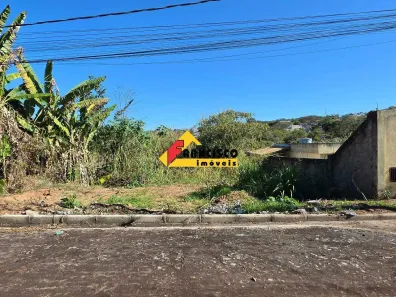 Lote/Terreno à venda, 300m² no Jardinópolis, Divinópolis