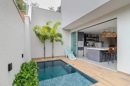 Casa de Condomínio com 4 Quartos à venda, 280m² no Ariribá, Balneário Camboriú