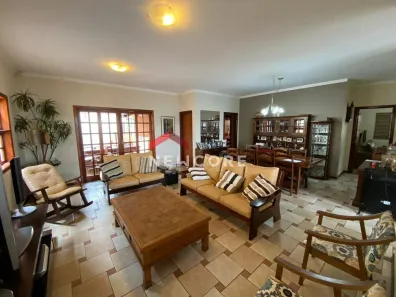 Casa com 3 Quartos à venda, 220m² no Jardim Estoril III, Bauru