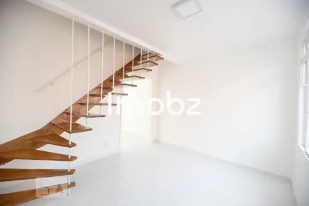 Casa com 3 Quartos à venda, 130m² no Vila Romana, São Paulo
