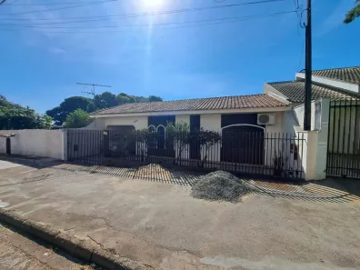 Casa com 3 Quartos à venda, 18m² no Jardim Alvorada III, Maringá