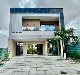Casa de Condomínio com 4 Quartos à venda, 240m² no Maraponga, Fortaleza