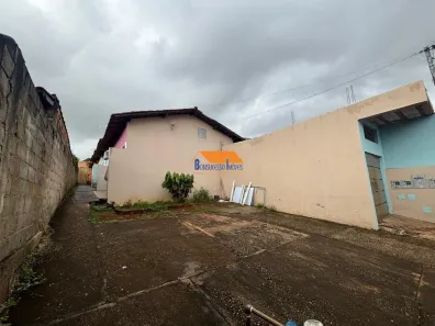 Casa com 2 Quartos à venda, 70m² no Planalto, São Joaquim de Bicas