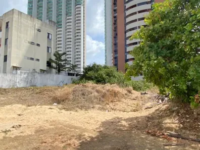 Lote/Terreno à venda, 633m² no Ponta Negra, Natal