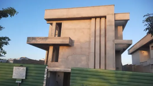 Casa com 4 Quartos à venda, 300m² no Cidade Alpha, Eusébio