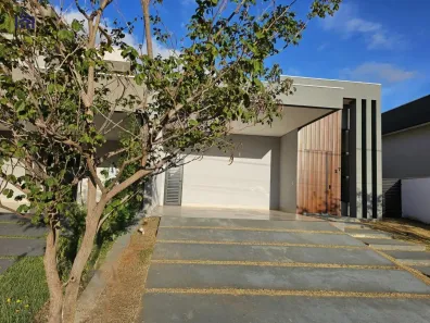 Casa de Condomínio com 3 Quartos à venda, 160m² no Condomínio Belvedere II, Cuiabá