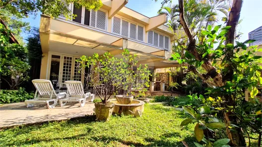 Sobrado com 4 Quartos à venda, 380m² no Butantã, São Paulo