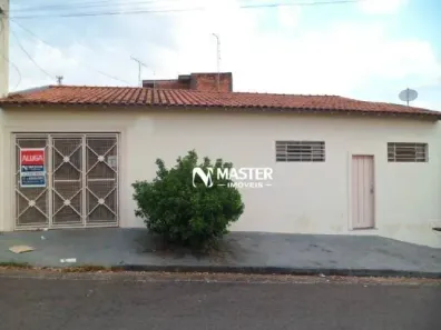 Casa com 3 Quartos para alugar, 170m² no Lorenzetti, Marília