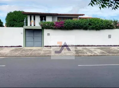 Casa com 4 Quartos para alugar, 600m² no Noivos, Teresina