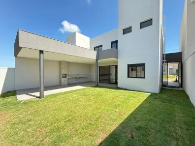 Casa de Condomínio com 3 Quartos à venda, 275m² no Jardins Berlim, Senador Canedo
