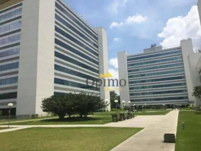 Sala Comercial à venda, 2844m² no Jardim São Luís, São Paulo