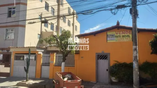 Casa com 3 Quartos à venda, 250m² no Eldorado, Contagem