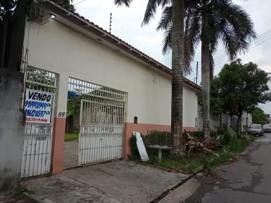 Casa com 4 Quartos à venda, 304m² no Tarumã, Manaus